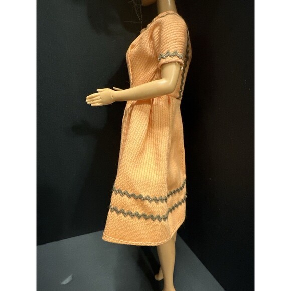 Vintage Barbie Dress Light Orange with Rickrack Trim – 1960s Clone or Variation - Picture 2 of 6